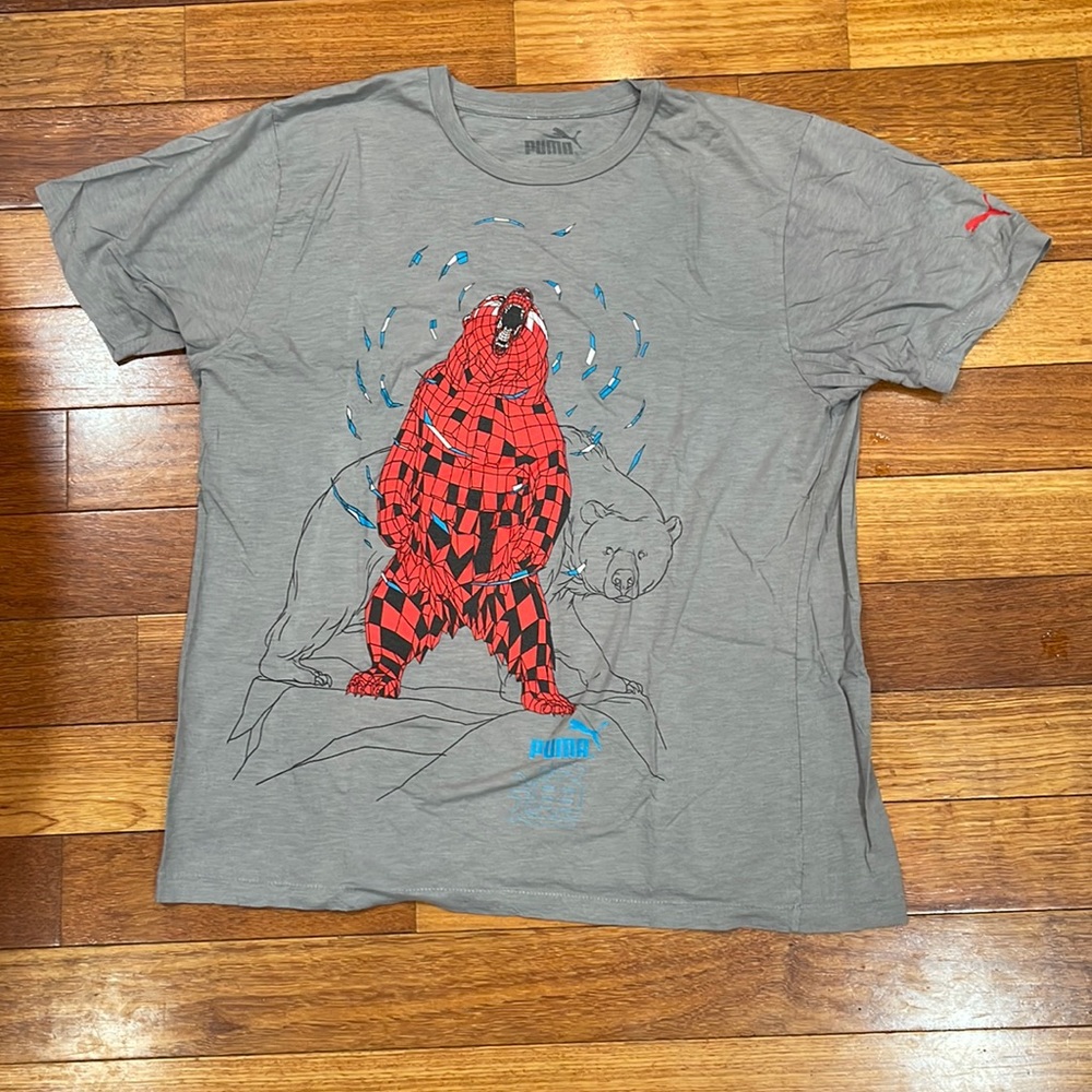 Puma t shirt with Bear graphic. Size XL